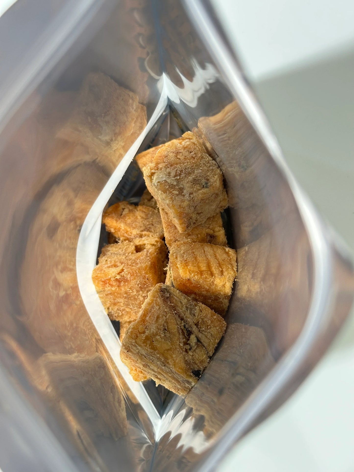 GoodNoze Freeze Dried Dog Treats - King Salmon Chunks 60g