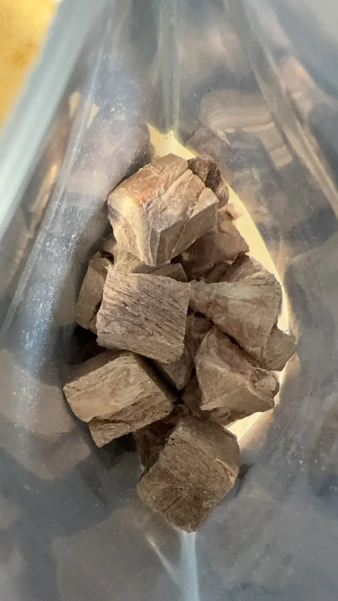 GoodNoze Freeze Dried Dog Treats - venison chunks 60g